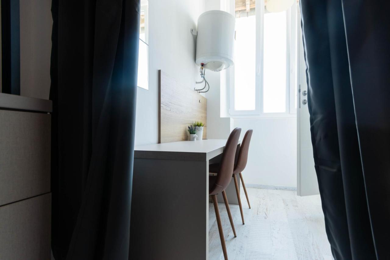 L&B City Center Studios Apartments Пула Екстериор снимка