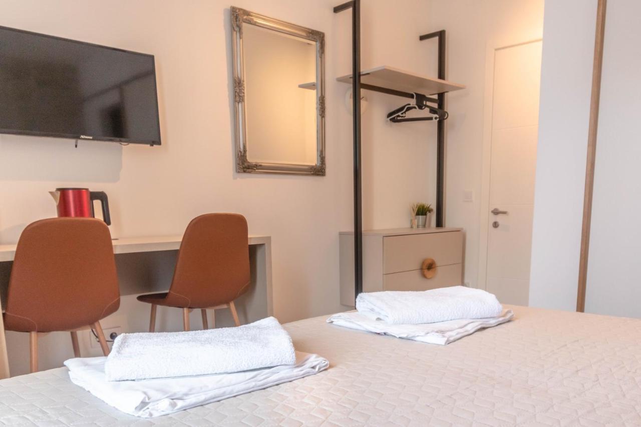 L&B City Center Studios Apartments Пула Екстериор снимка